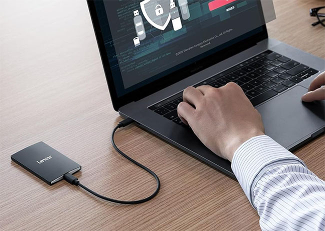  LEXAR présente un nouveau SSD portable : le SL500