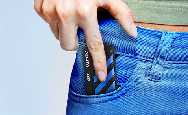  Un SSD portable petit et résistant signé ADATA : le SC735