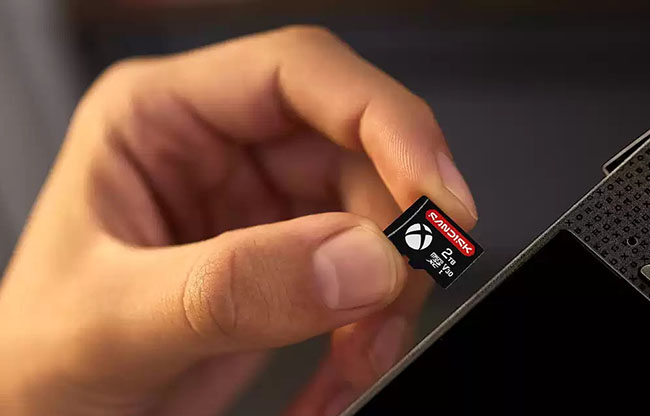  SanDisk lance des micro SDXC certifiées ASUS ROG Xbox Ally X