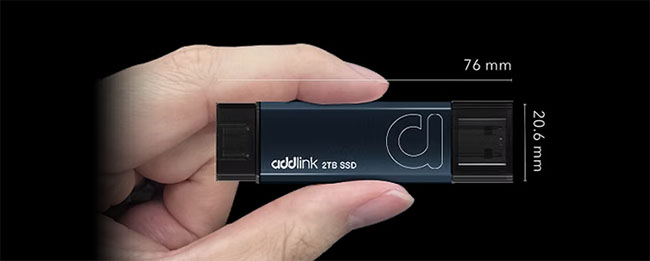  Addlink dévoile un SSD portable à double connecteurs