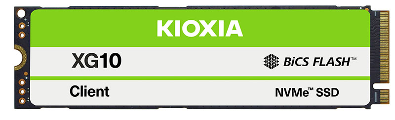 Kioxia XG10 Series : un SSD M.2 PCIe 5.0 pour les fabricants | Bhmag KIOXIA XG10 NVMe SSD module labeled Client with BiCS FLASH branding on a green and white label. Kioxia XG10 Series : un SSD M.2 PCIe 5.0 pour les fabricants